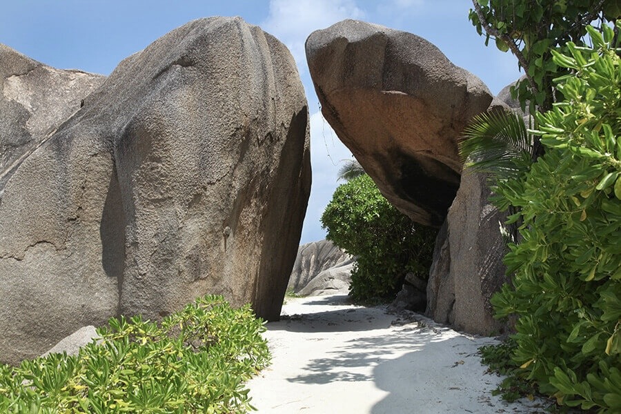 Rochers granitiques aux Seychelles